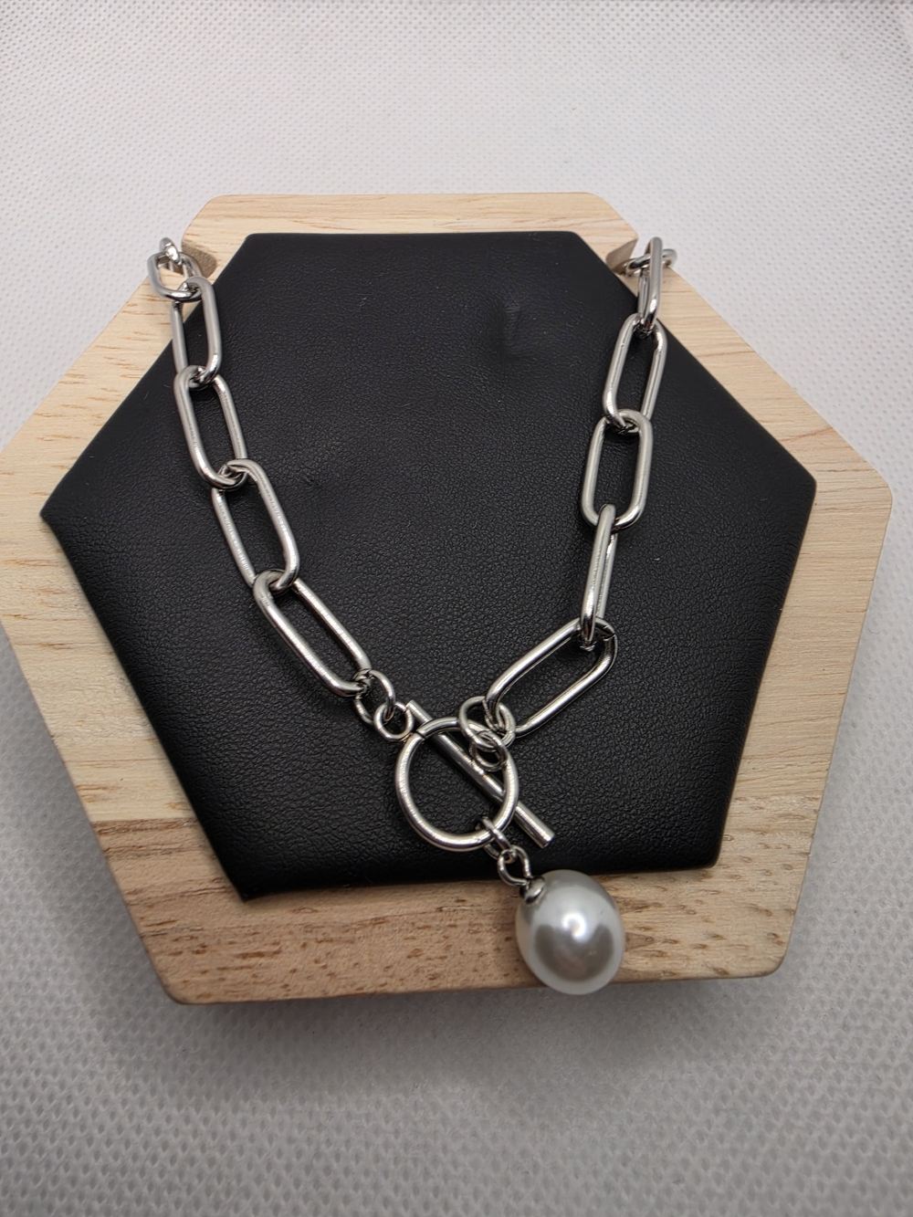 Silver Tone Stainless Steel Link Chain Necklace with Pearl Drop. New.